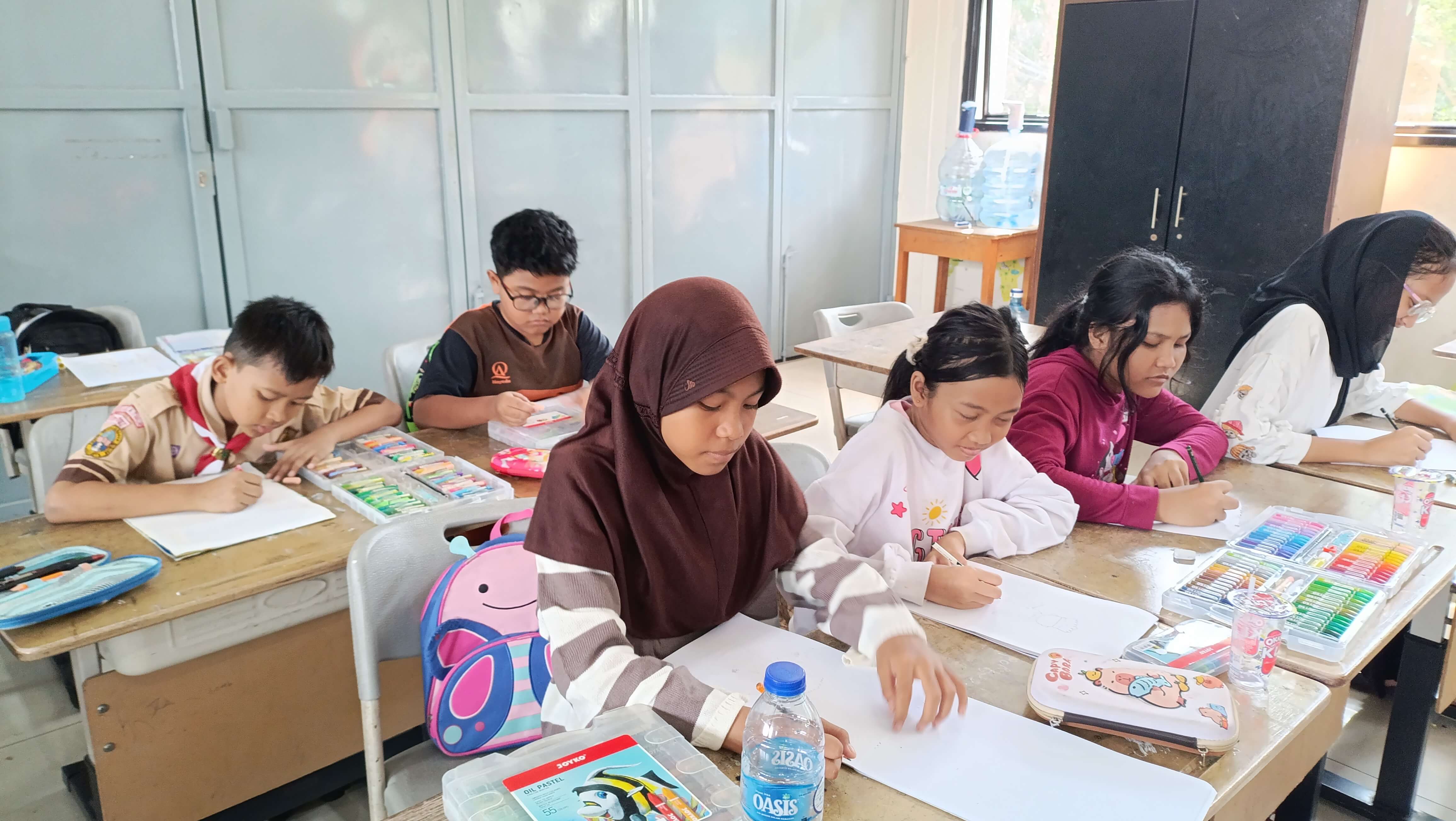 Menggambar Bercerita